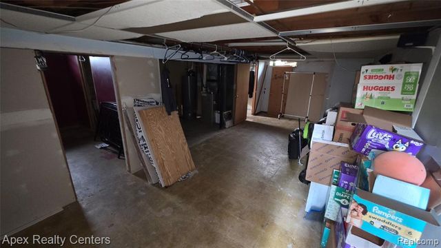 33431 Farmington Court, Westland, MI 48185