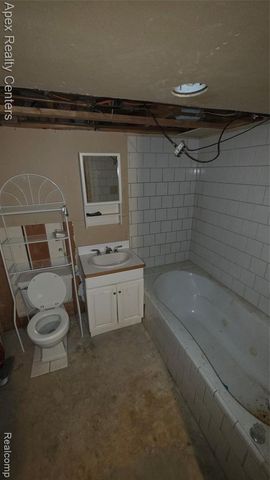 33431 Farmington Court, Westland, MI 48185