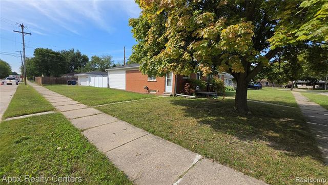 33431 Farmington Court, Westland, MI 48185