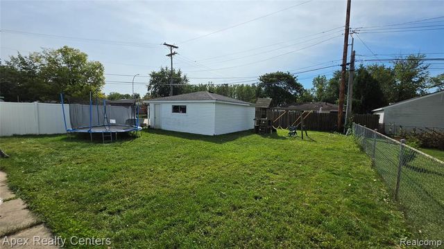 33431 Farmington Court, Westland, MI 48185