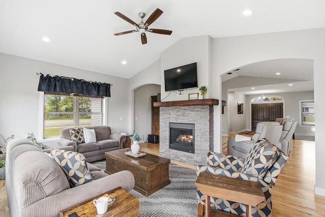 441 Willow Springs Court, Janesville, WI 53548
