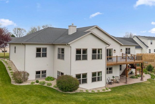 441 Willow Springs Court, Janesville, WI 53548