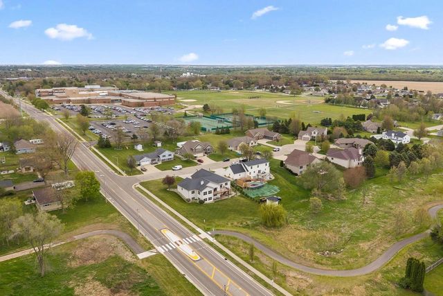 441 Willow Springs Court, Janesville, WI 53548