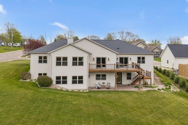 441 Willow Springs Court, Janesville, WI 53548