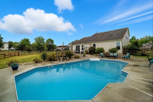 802 Andrea Drive, Miami Twp, OH 45140