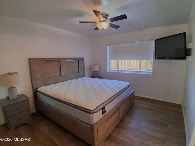 2650 W Aurora Drive, Tucson, AZ 85746
