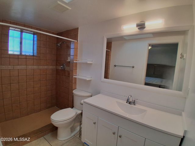 2650 W Aurora Drive, Tucson, AZ 85746