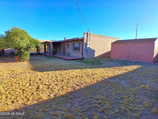 2650 W Aurora Drive, Tucson, AZ 85746