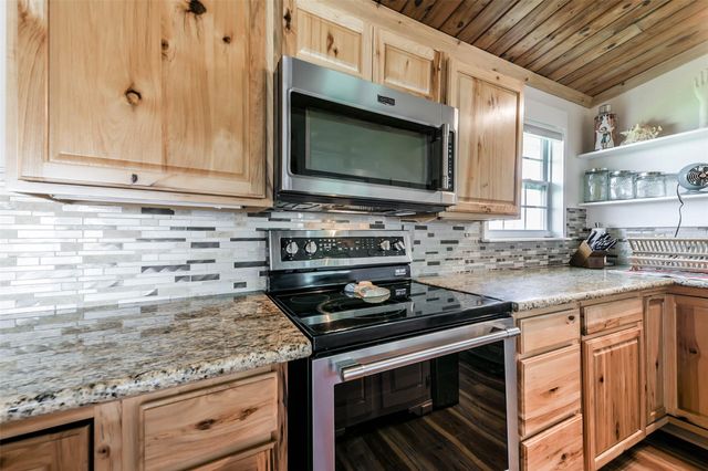 4035 Hardin Drive, Galveston, TX 77554