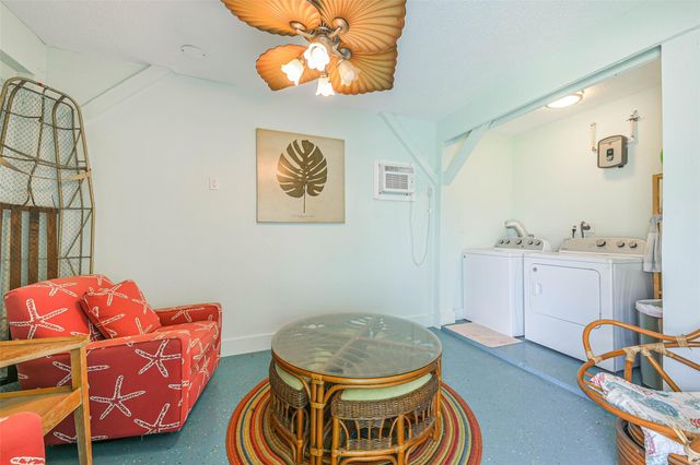 4035 Hardin Drive, Galveston, TX 77554