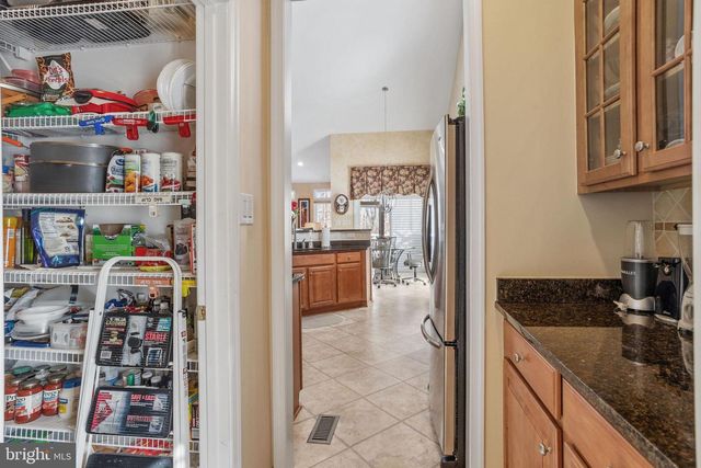 21 WOODFIELD CIR, Pemberton, NJ 08068