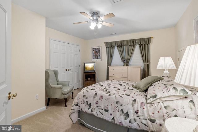 21 WOODFIELD CIR, Pemberton, NJ 08068