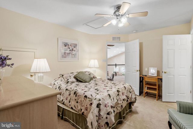 21 WOODFIELD CIR, Pemberton, NJ 08068