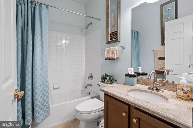 21 WOODFIELD CIR, Pemberton, NJ 08068