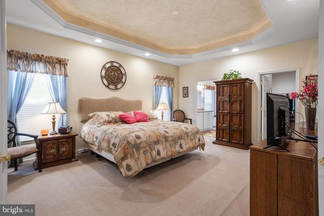 21 WOODFIELD CIR, Pemberton, NJ 08068