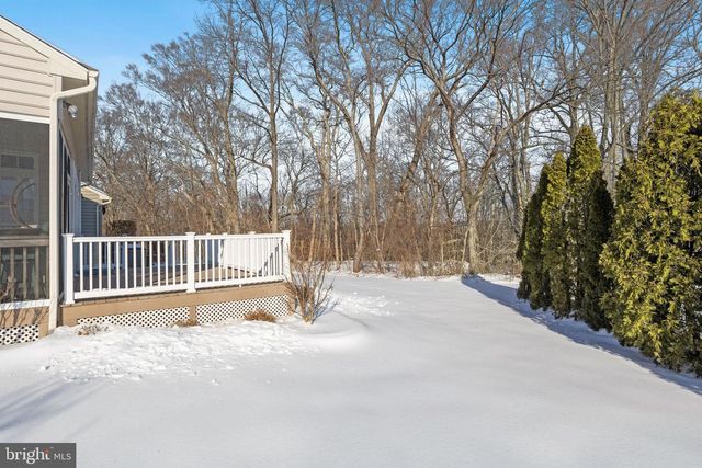 21 WOODFIELD CIR, Pemberton, NJ 08068