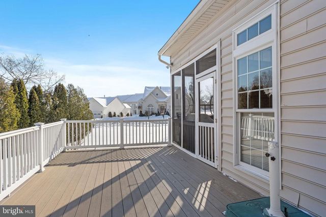 21 WOODFIELD CIR, Pemberton, NJ 08068