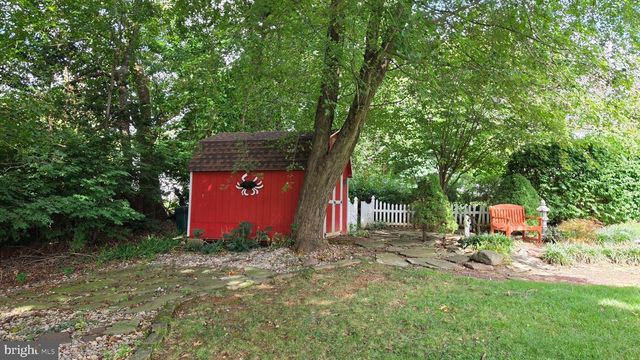 12 WINCHESTER RD, Shrewsbury, PA 17361