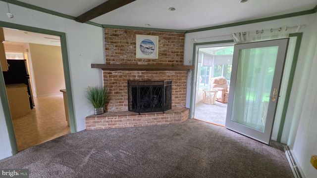 12 WINCHESTER RD, Shrewsbury, PA 17361