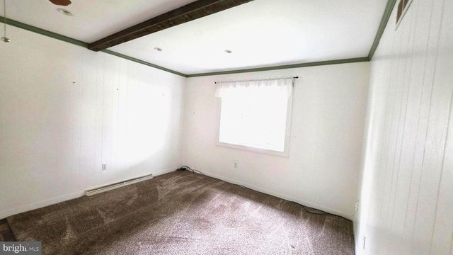 12 WINCHESTER RD, Shrewsbury, PA 17361