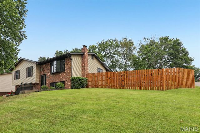 1326 Apollo Drive, Arnold, MO 63010