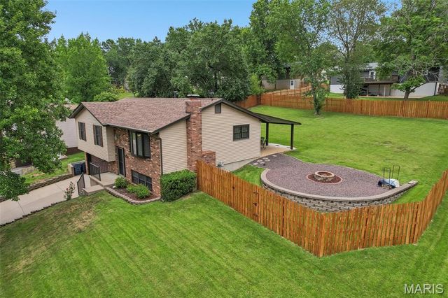 1326 Apollo Drive, Arnold, MO 63010