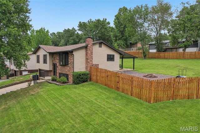 1326 Apollo Drive, Arnold, MO 63010