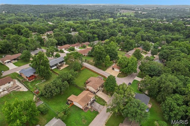 1326 Apollo Drive, Arnold, MO 63010
