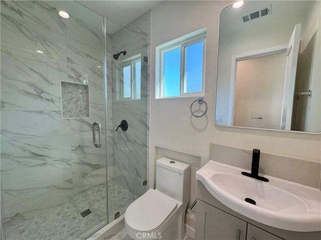 147 E 59th A, Long Beach, CA 90805
