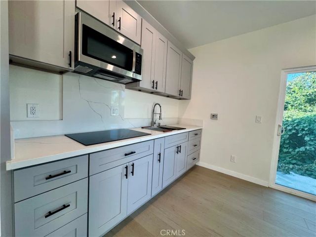 147 E 59th A, Long Beach, CA 90805