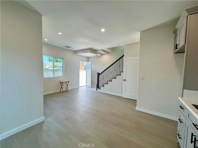 147 E 59th A, Long Beach, CA 90805