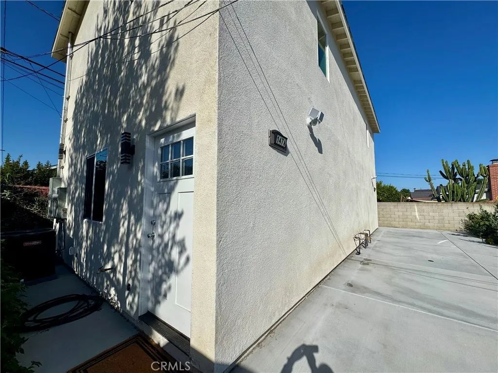 147 E 59th A, Long Beach, CA 90805