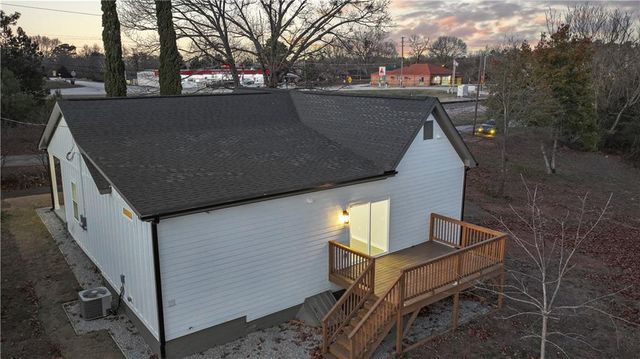 130 E Railroad Avenue, Alto, GA 30510