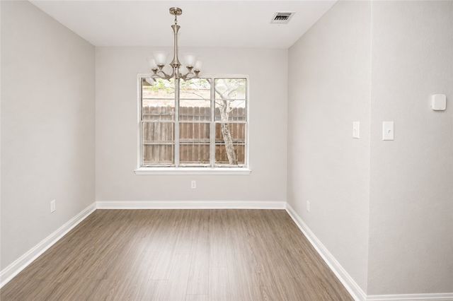 5713 Crest Pebble Dr, Corpus Christi, TX 78415
