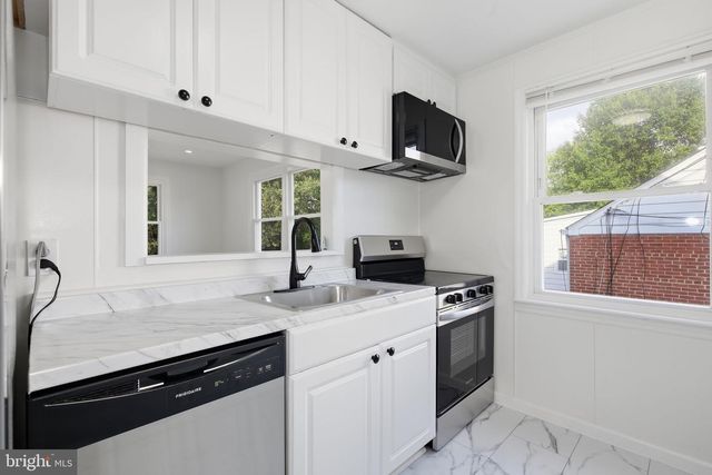 3606 OLIVER ST, Hyattsville, MD 20782