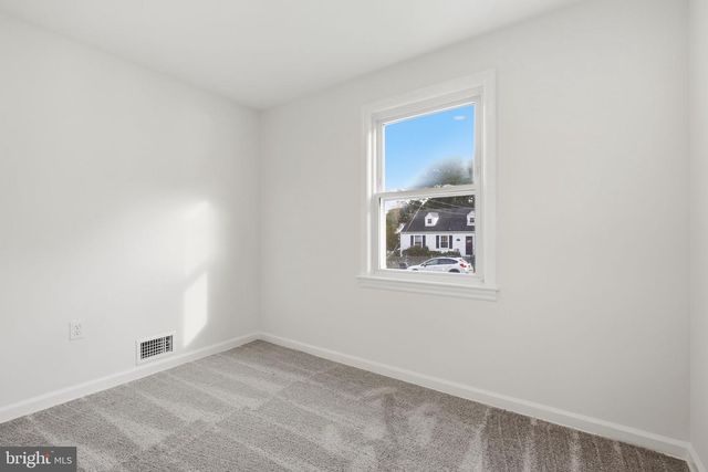 3606 OLIVER ST, Hyattsville, MD 20782
