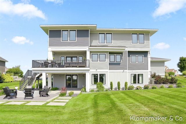4431 Grand Point, Holland, MI 49424