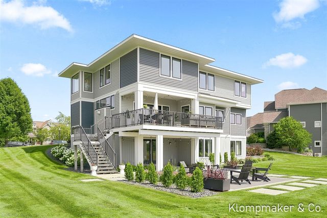 4431 Grand Point, Holland, MI 49424