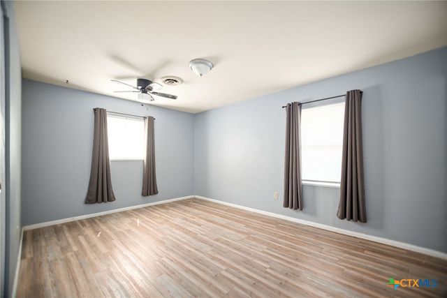 716 Brookhollow Drive, Port Lavaca, TX 77979