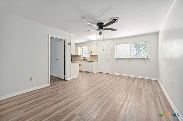 716 Brookhollow Drive, Port Lavaca, TX 77979