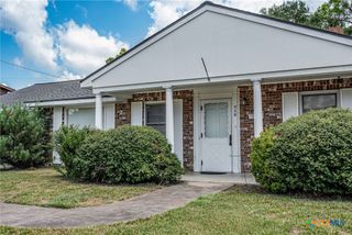 716 Brookhollow Drive, Port Lavaca, TX 77979