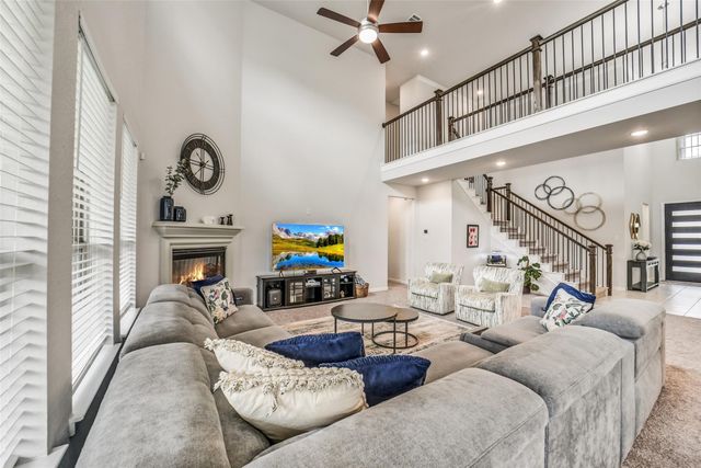 9210 Lowell Cliff Drive, Cypress, TX 77433