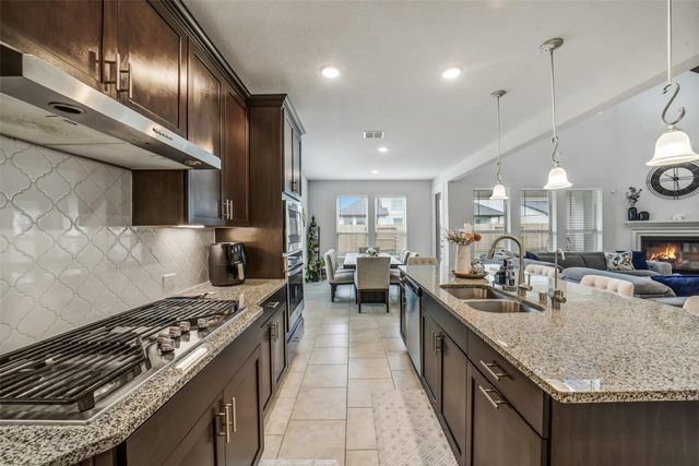 9210 Lowell Cliff Drive, Cypress, TX 77433