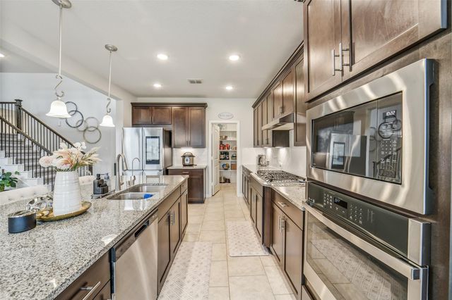 9210 Lowell Cliff Drive, Cypress, TX 77433