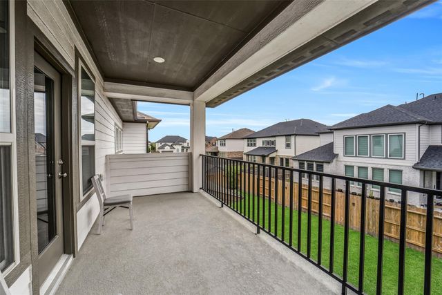 9210 Lowell Cliff Drive, Cypress, TX 77433