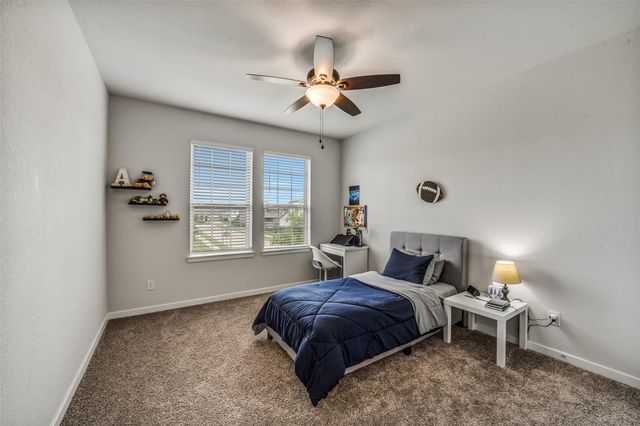 9210 Lowell Cliff Drive, Cypress, TX 77433