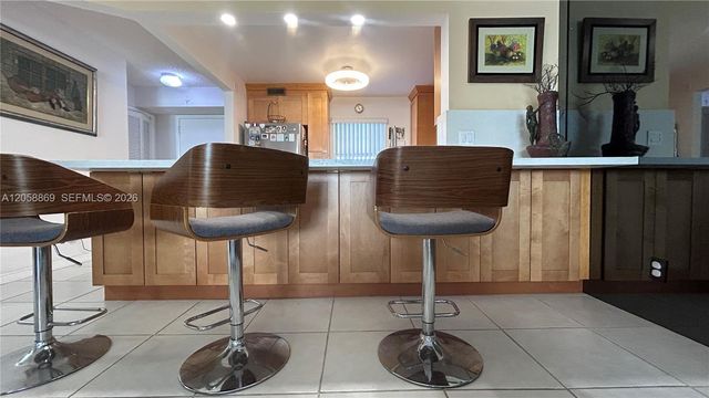 190 SE 5th Avenue 104, Dania Beach, FL 33004