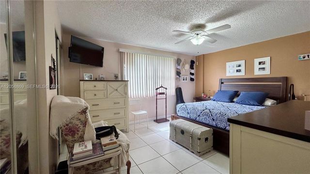 190 SE 5th Avenue 104, Dania Beach, FL 33004