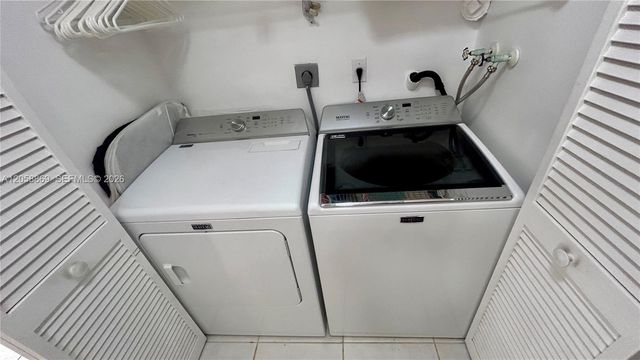 190 SE 5th Avenue 104, Dania Beach, FL 33004
