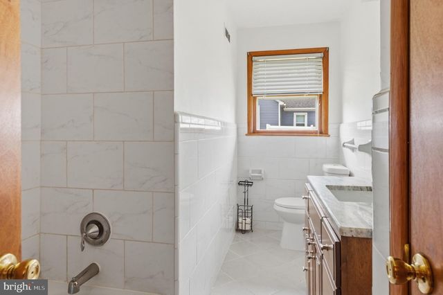 97 CENTER ST, Gibbstown, NJ 08027